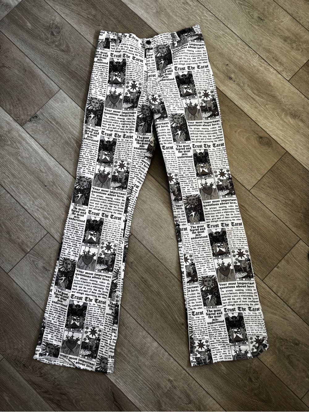Motel Rocks Black & White Tarot-Print Flared Pants